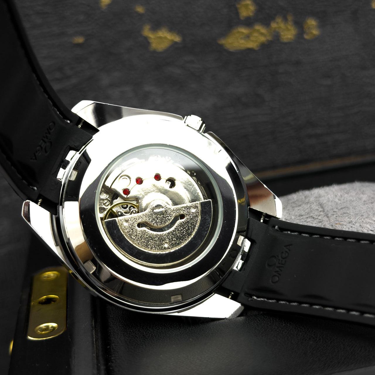 Reloj  OMEGA SEMIAUTOMÁTICO  OBA102