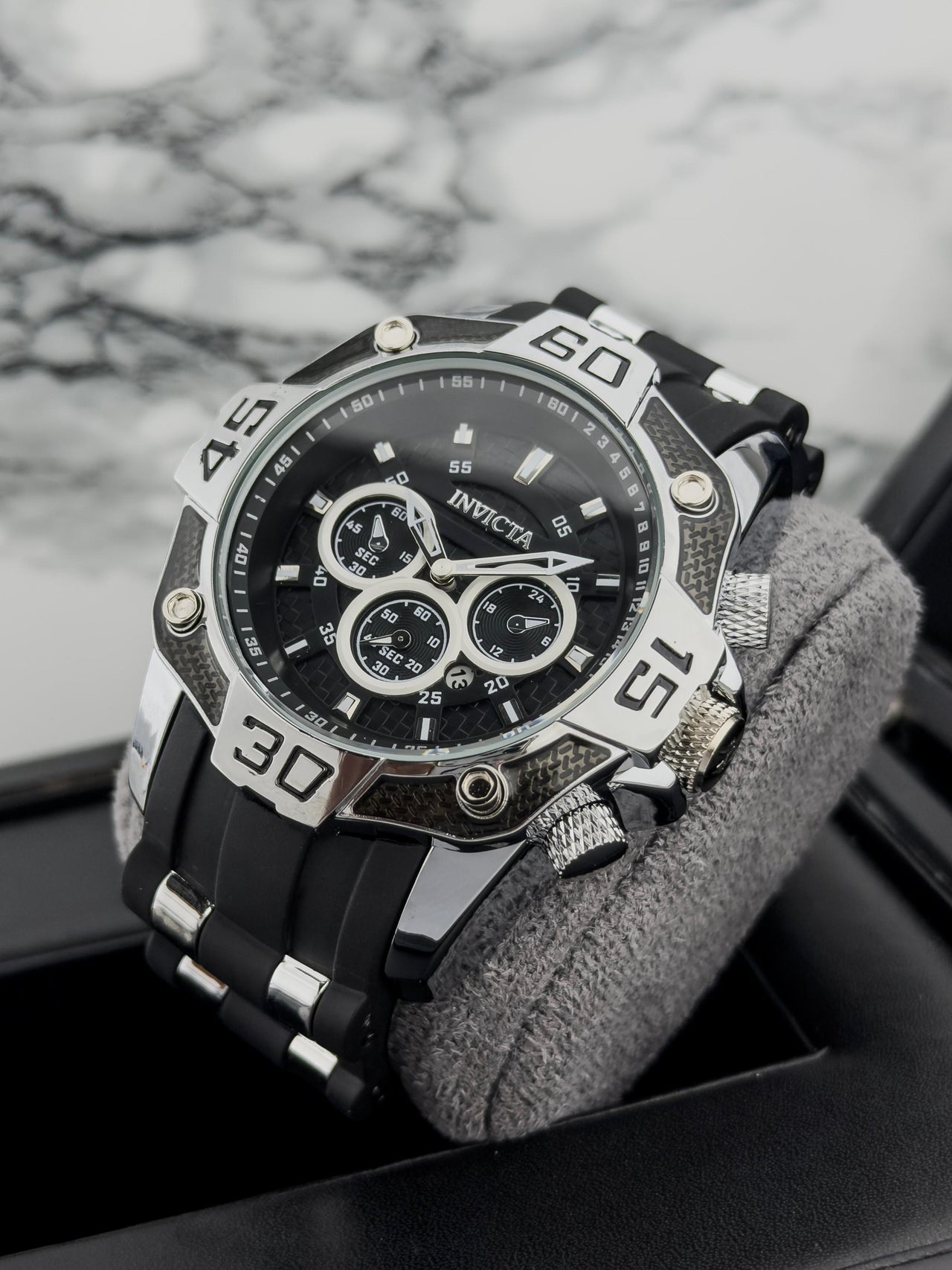 Invicta NAW05