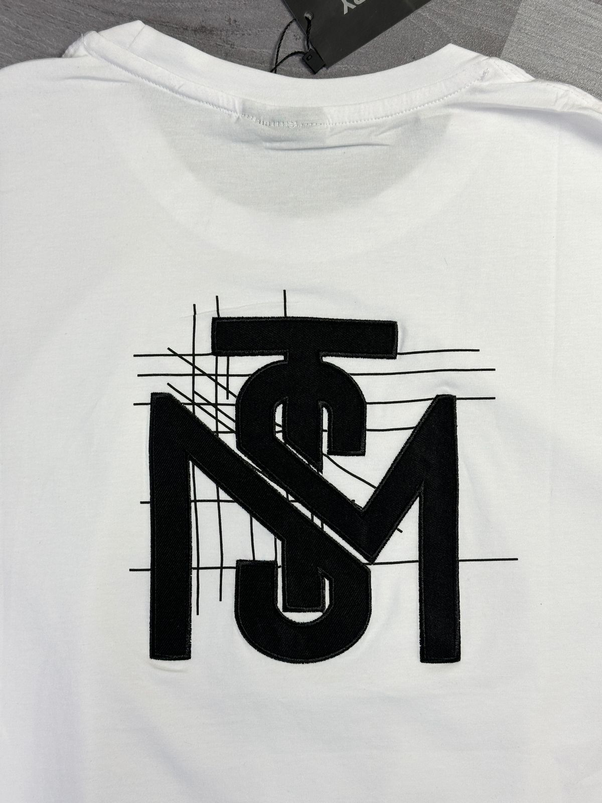 Camiseta MONASTERY #62