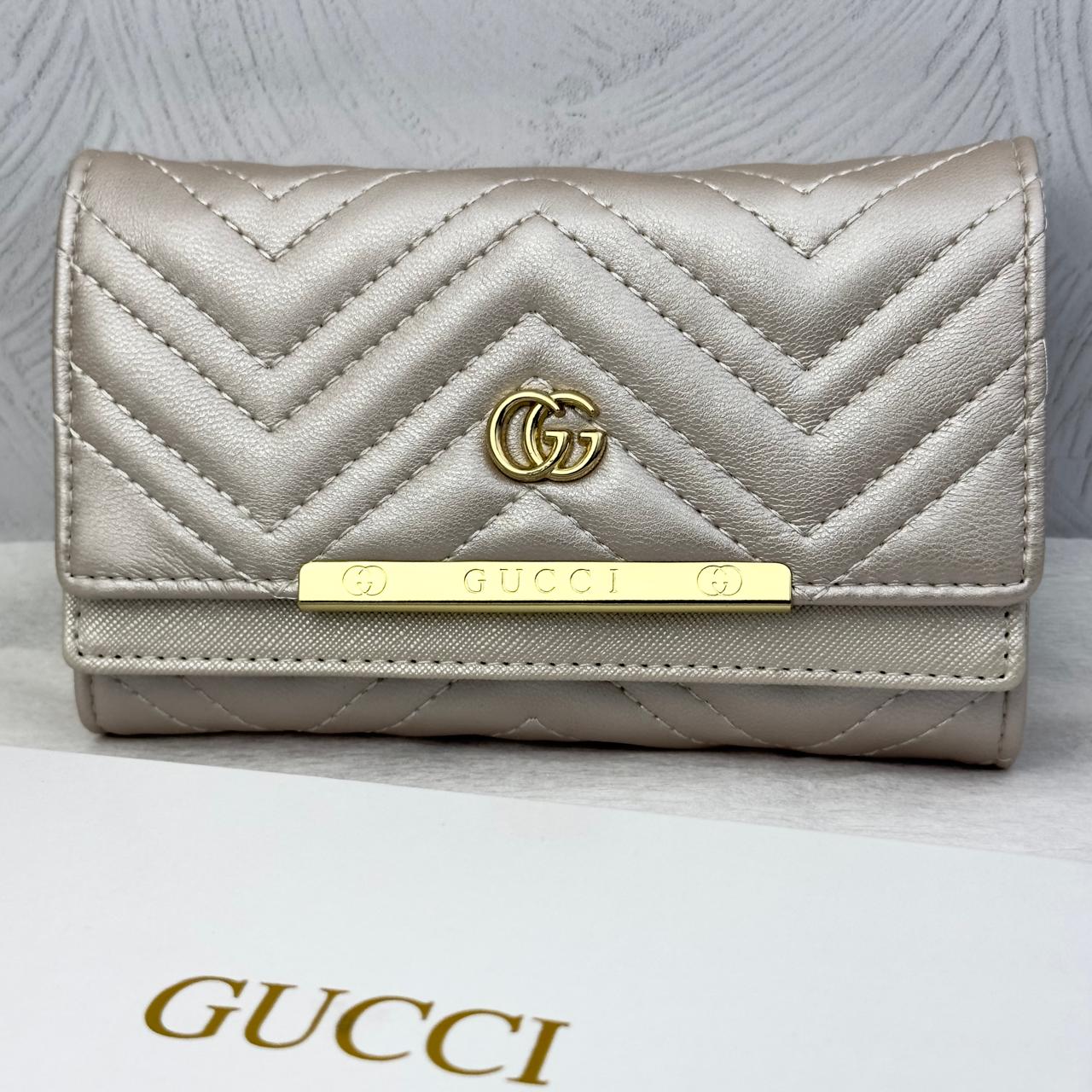 Billetera Gucci MUJER GB02