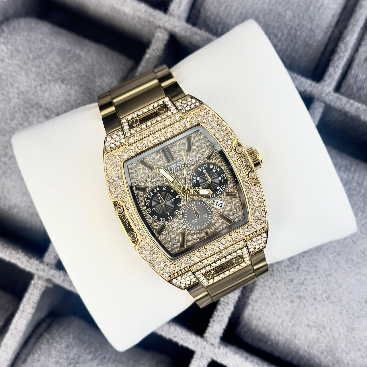 Guess  PIEDRAS GMP105