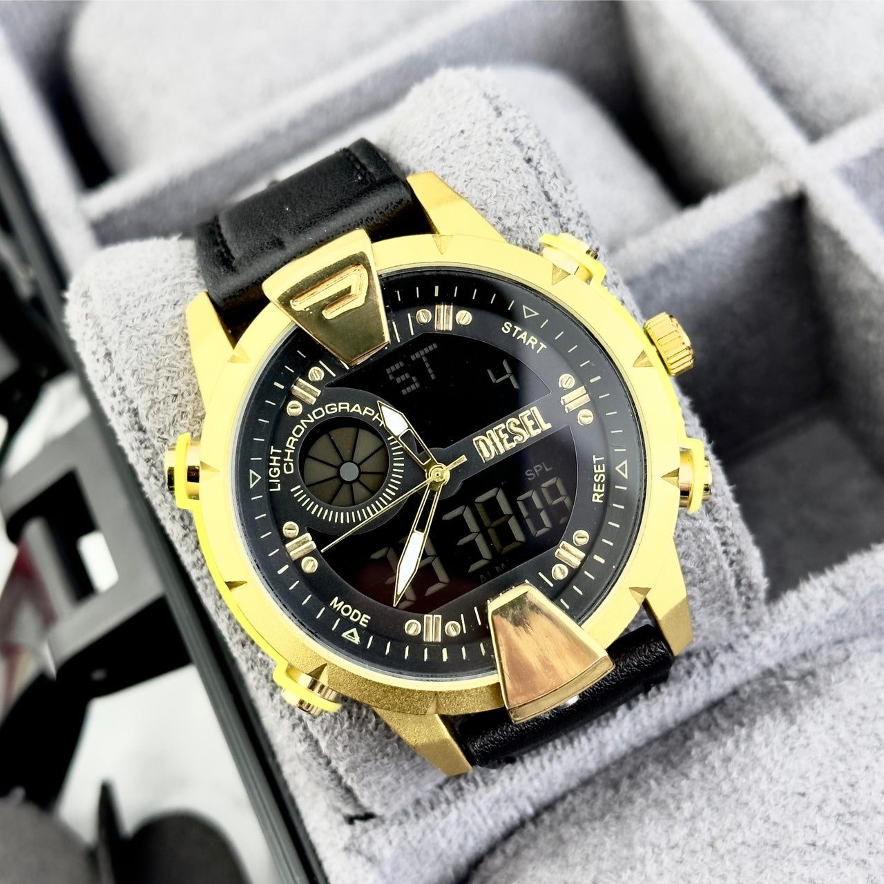 Diesel Digital TDA101