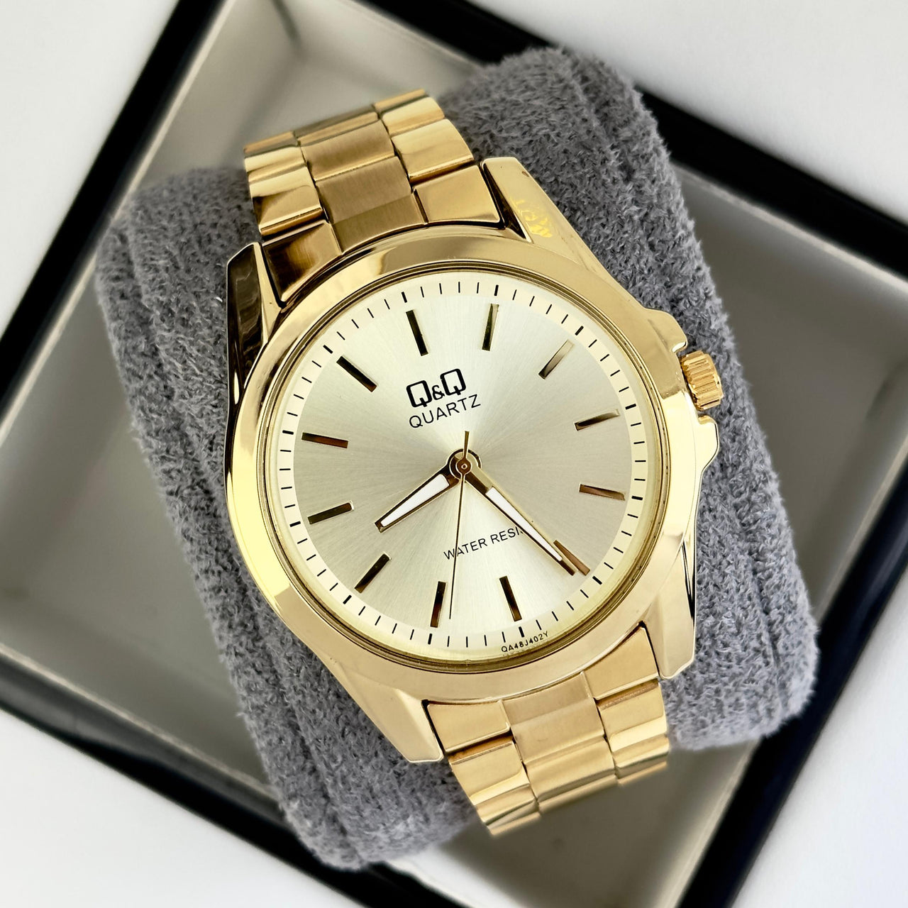 Q&Q - QRT10