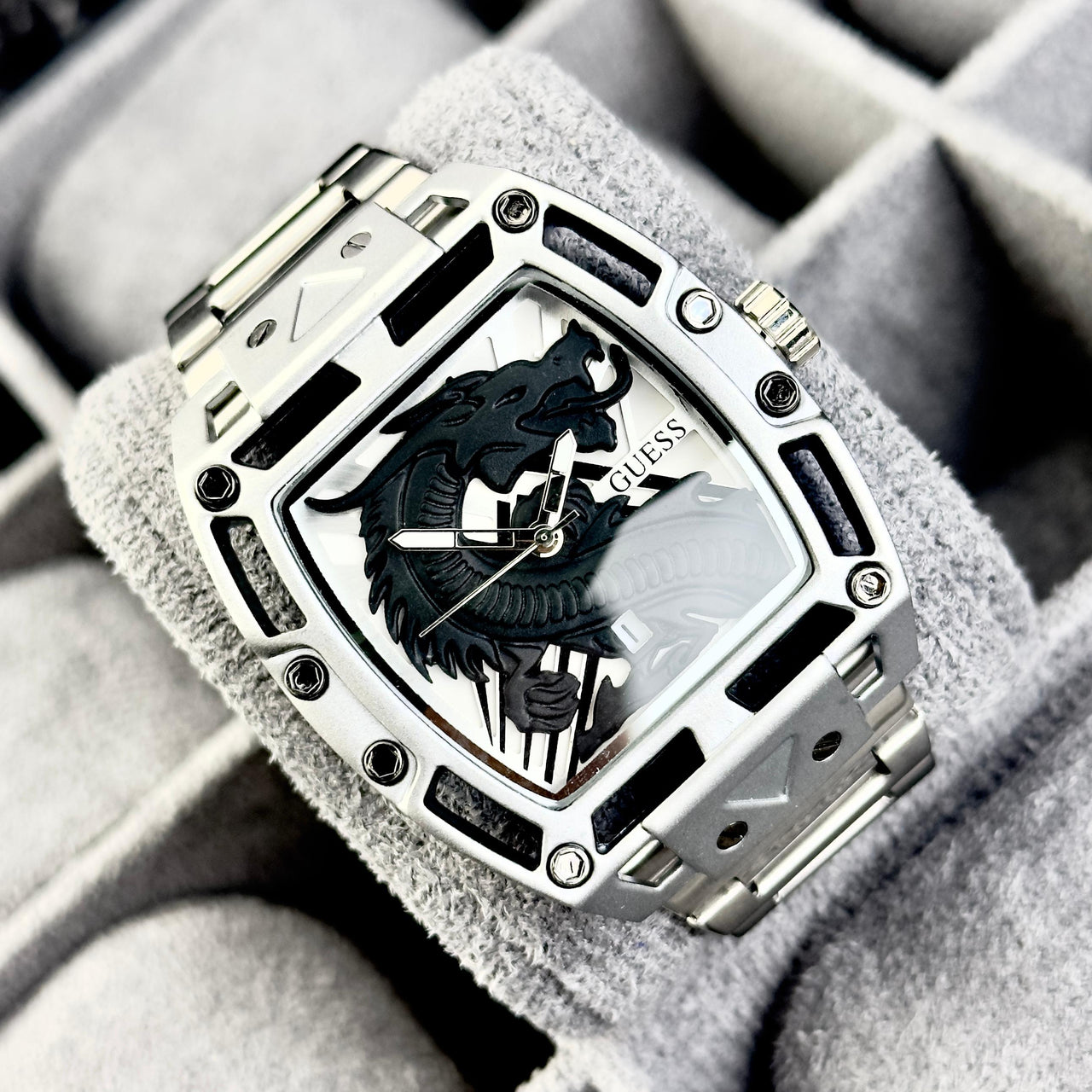 Guess DRAGON GGD04