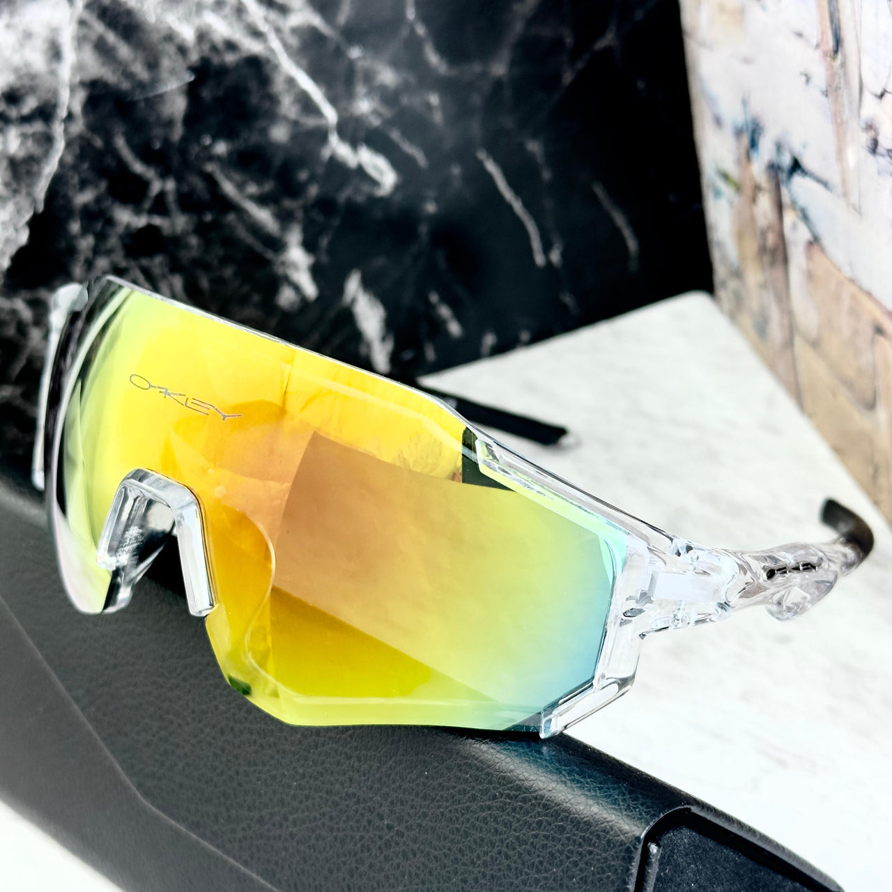 Oakley  KEY04