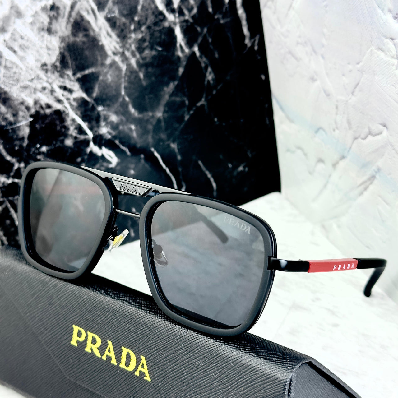 Prada PPAY01