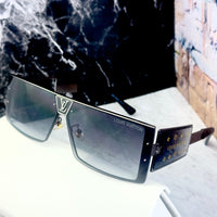 Thumbnail for Louis Vuitton LUN02