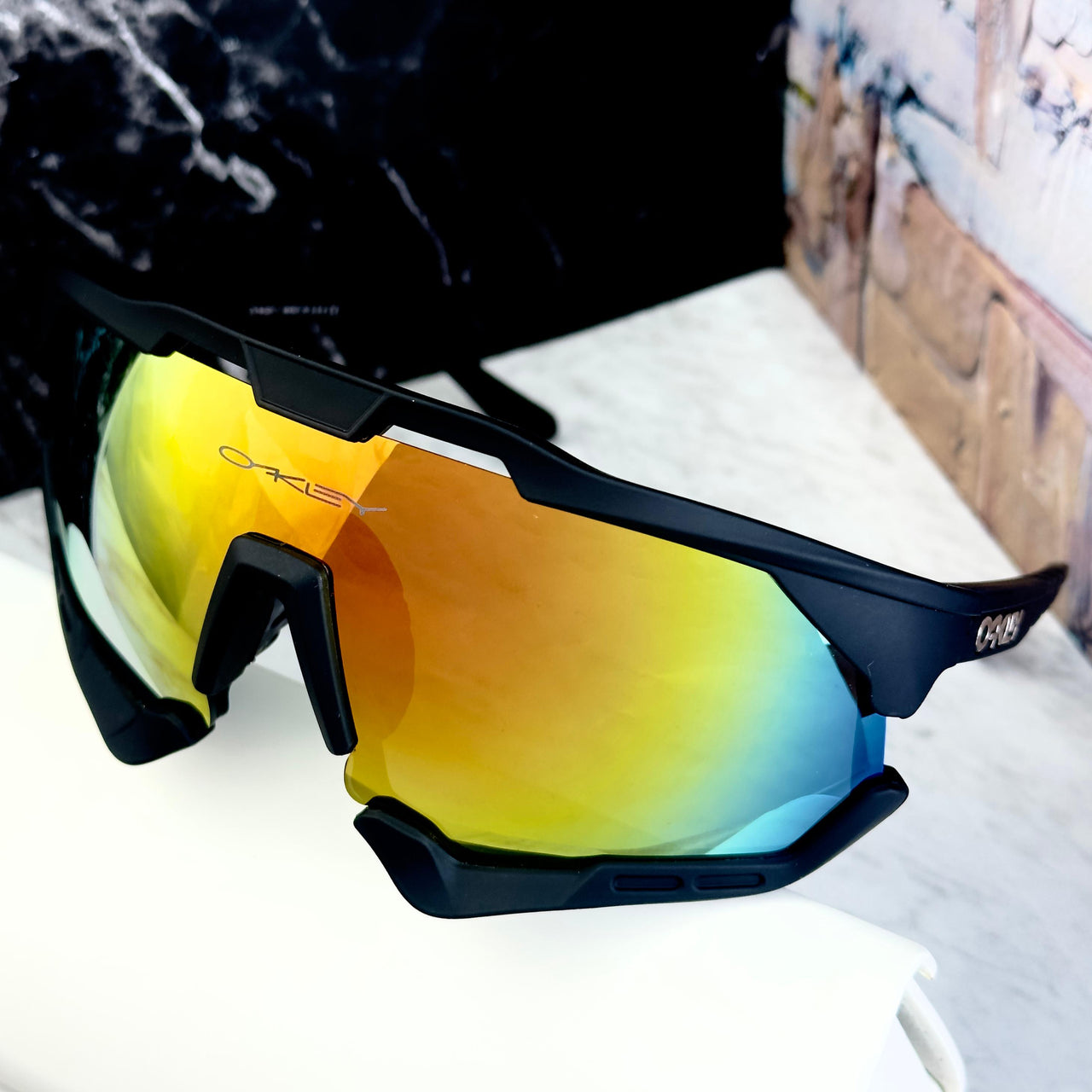 Oakley  OAK03