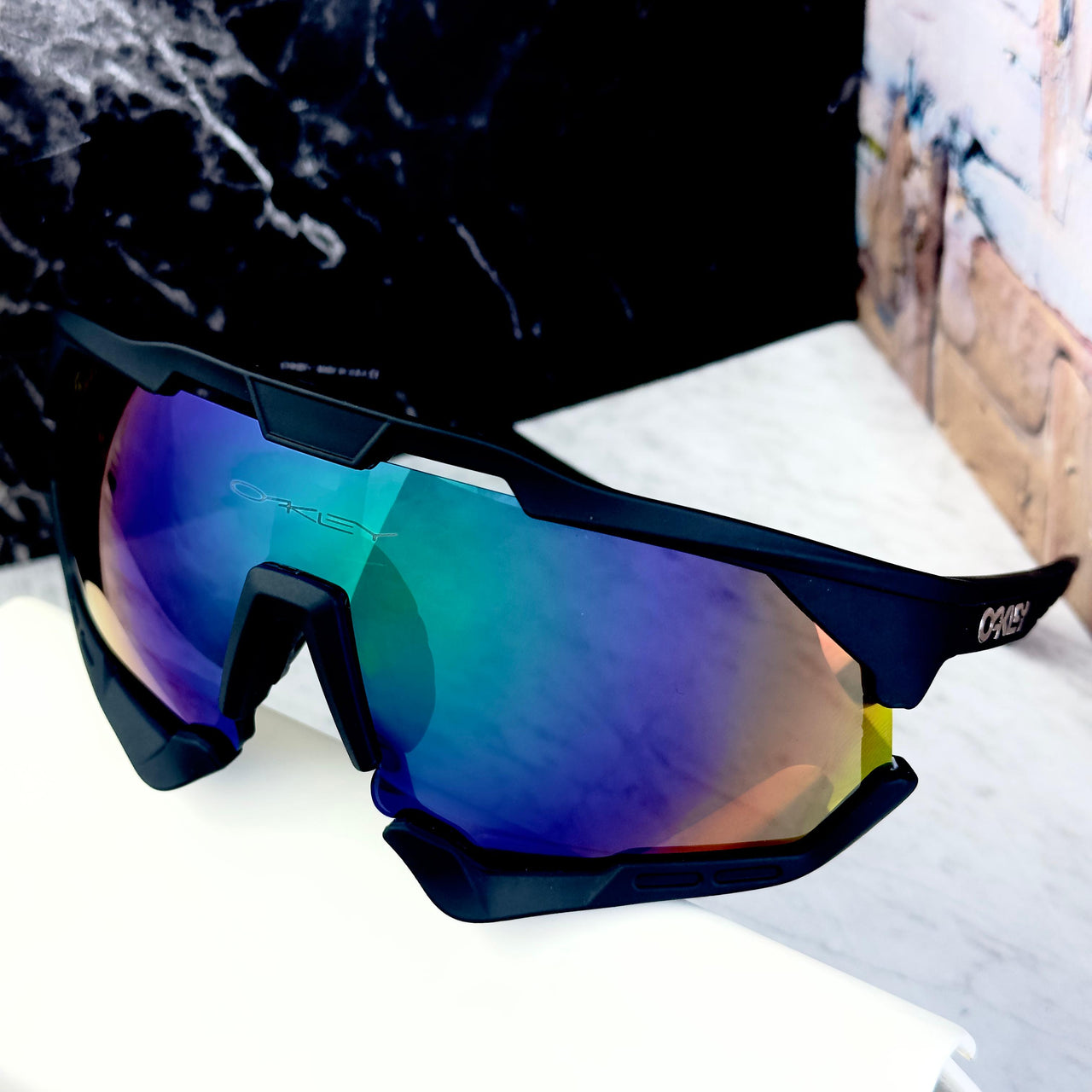 Oakley  OAK02