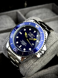 Thumbnail for Invicta IVA01
