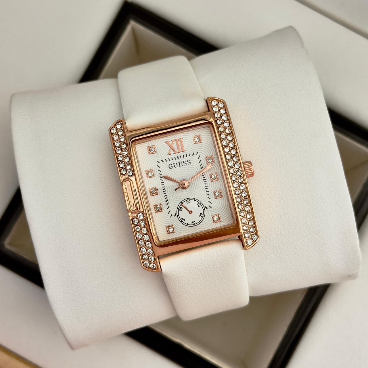 Guess DAMA Piedras GUU04