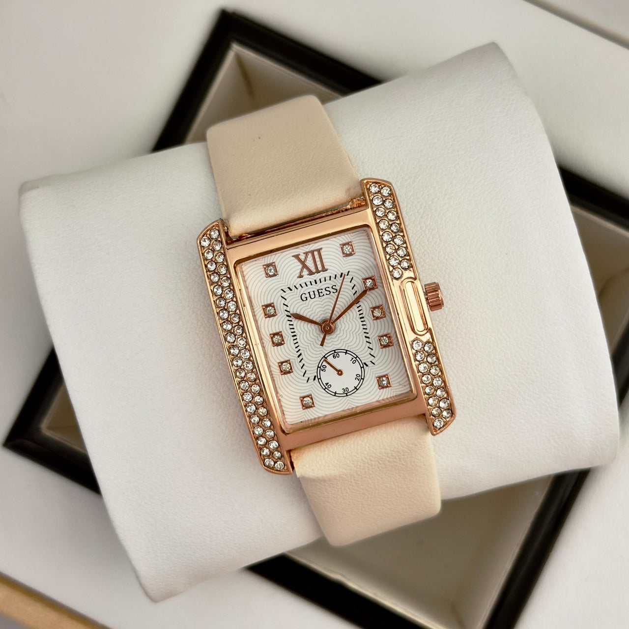 Guess DAMA Piedras GUU01