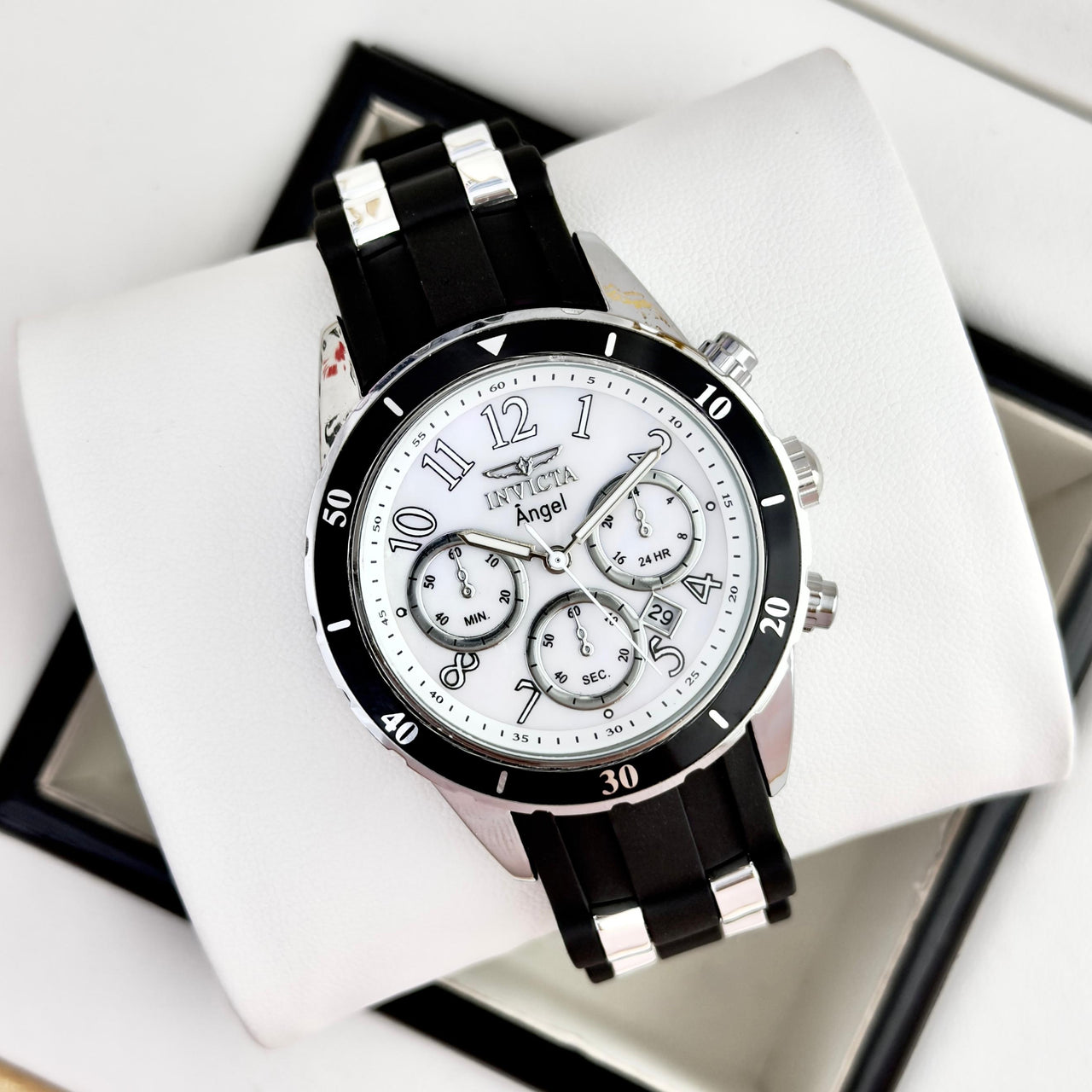 Invicta  DAMA   INT05