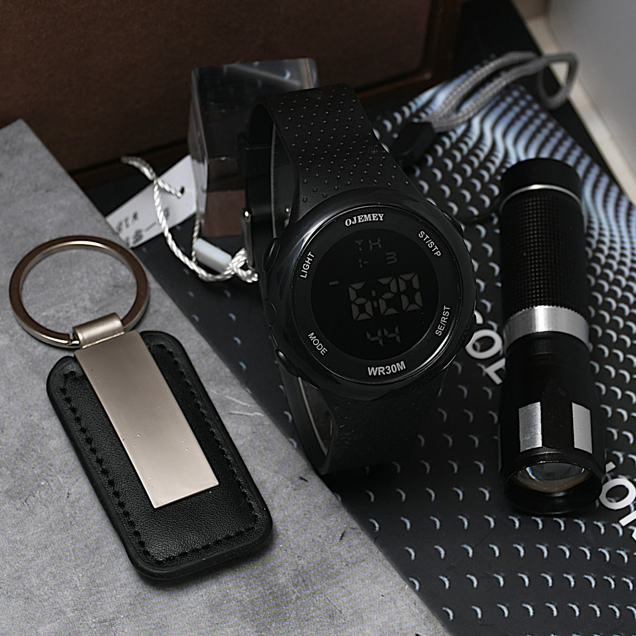 COMBO OJEMEY  (RELOJ + LINTERNA+ LLAVERO ) #03