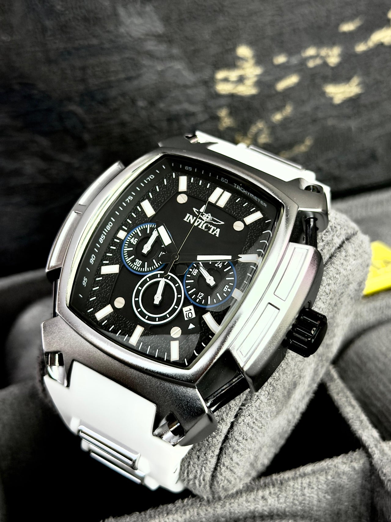 Invicta MILLE #03