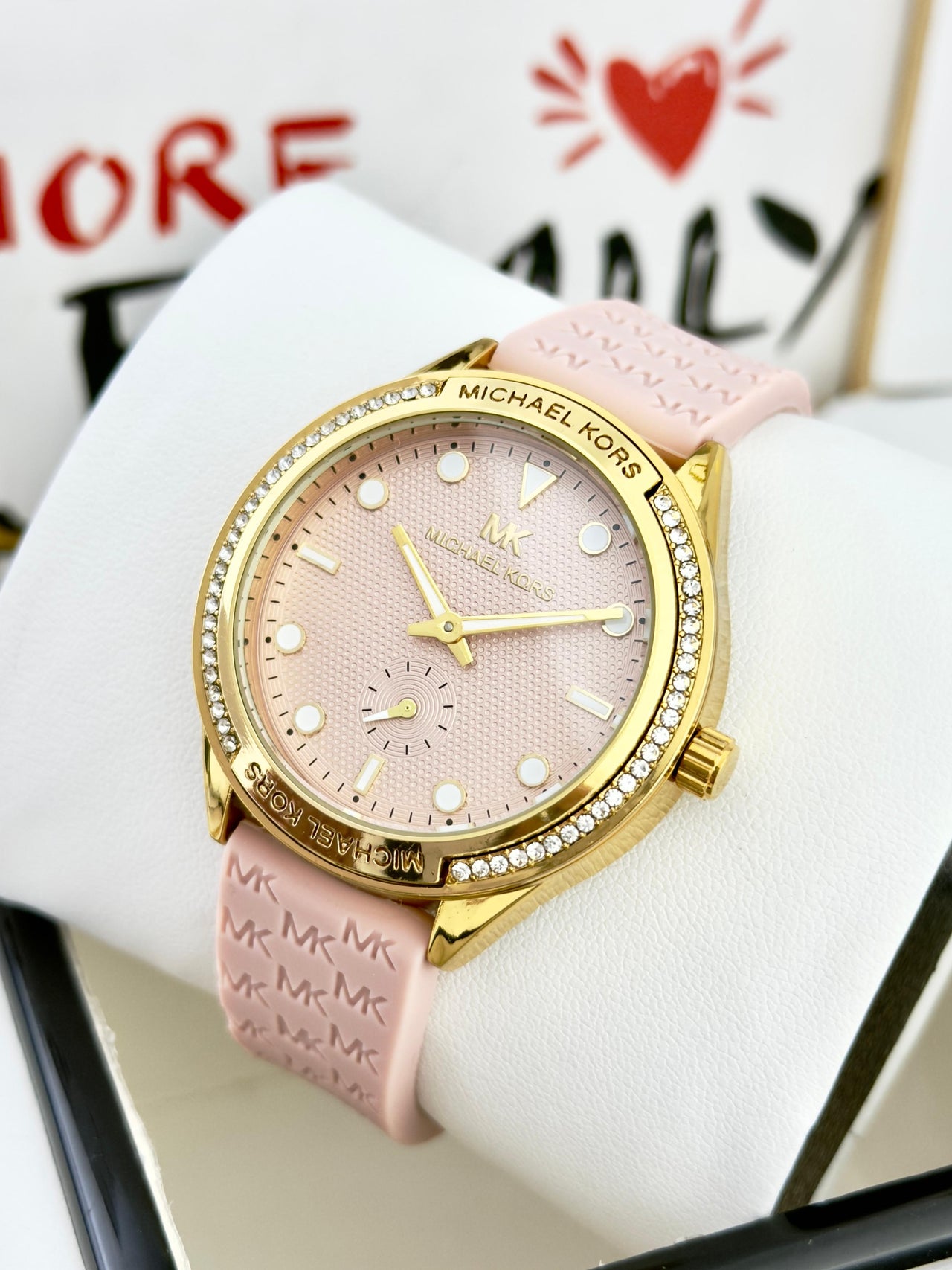 Michael Kors MKT01