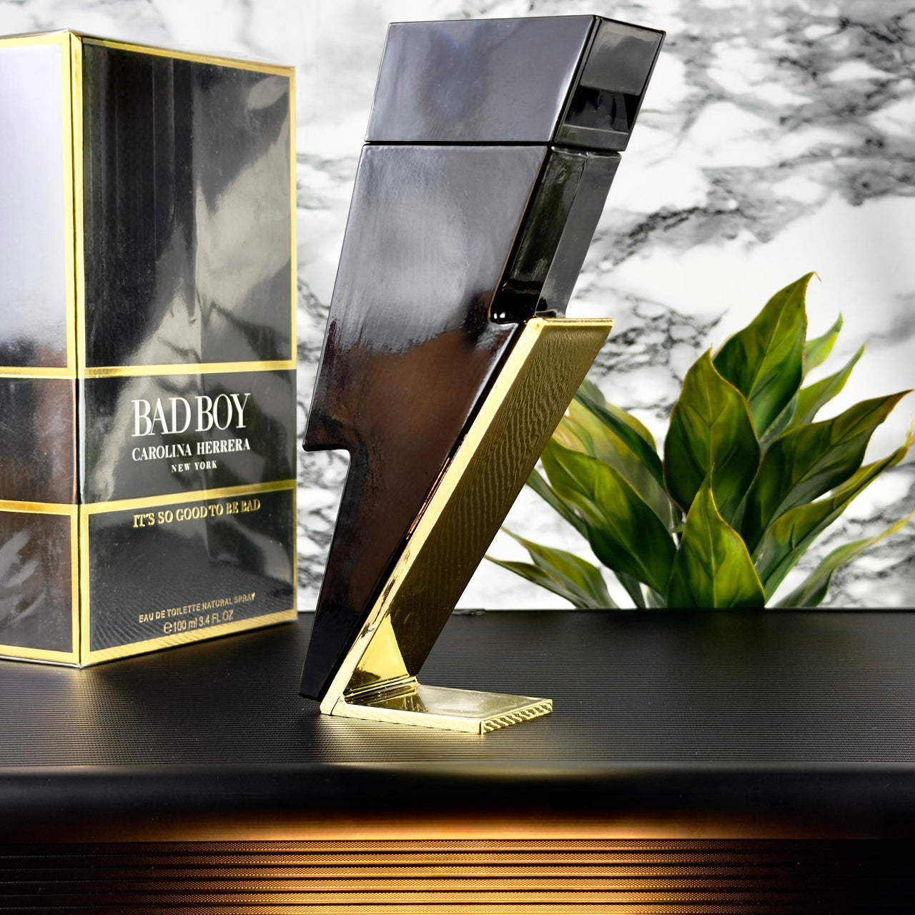 Perfume BAD BOY Carolina Herrera HOMBRE