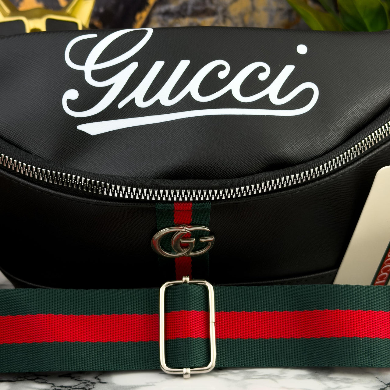 Canguro GUCCI #1