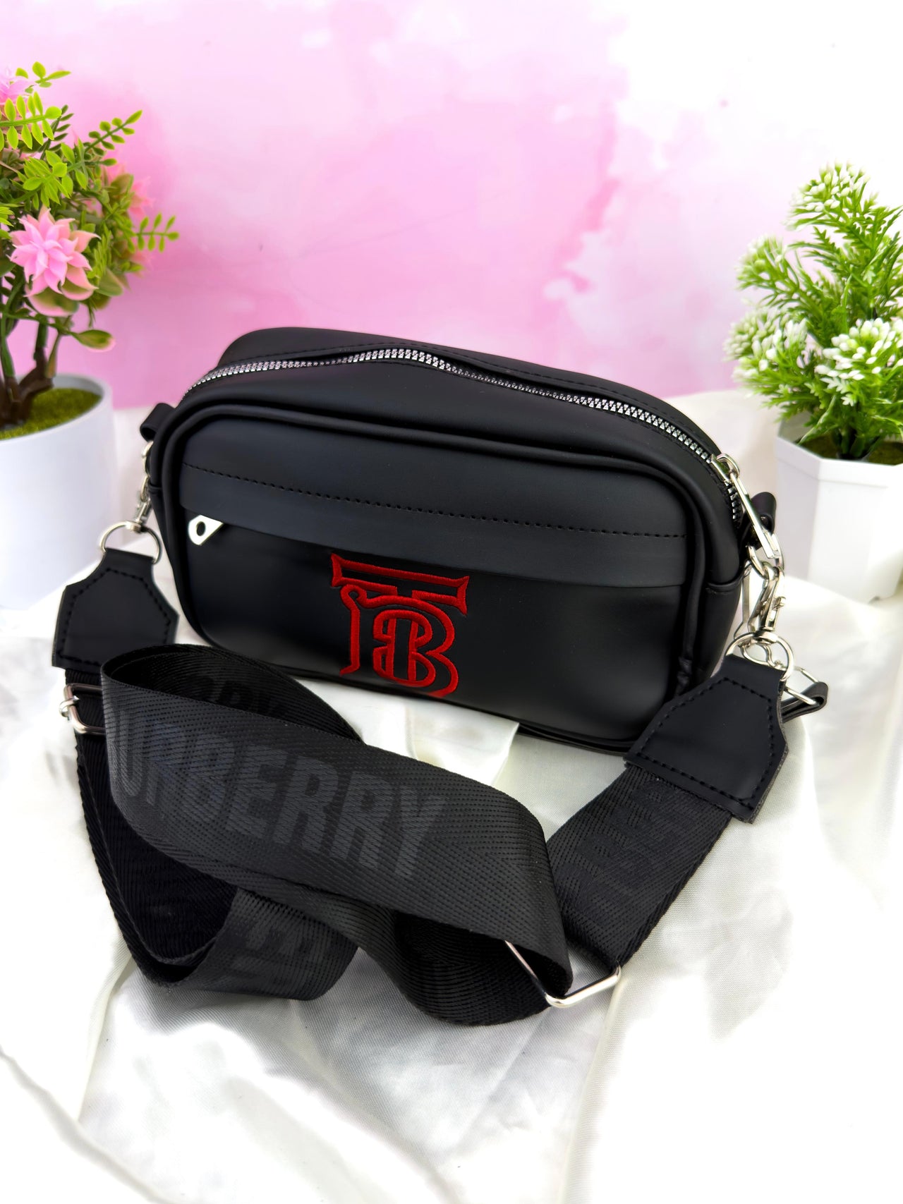 Carriel BORDADO BURBERRY #2