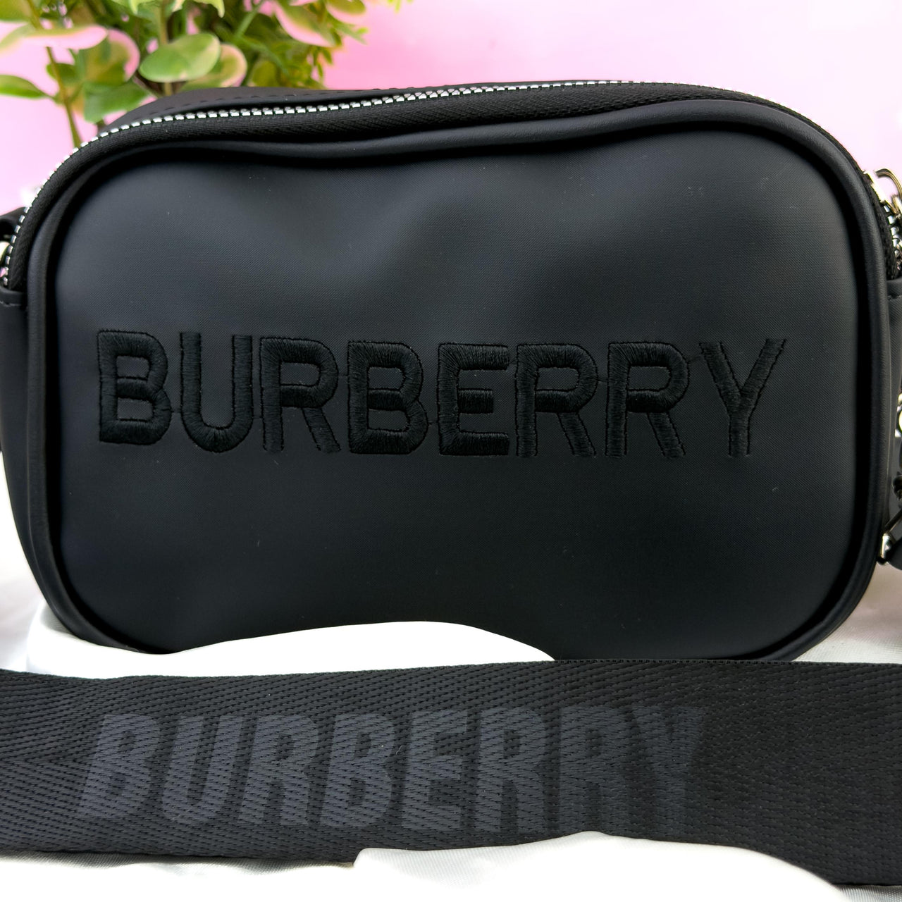 Carriel BORDADO BURBERRY #4