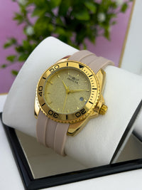 Thumbnail for Invicta  DAMA   VIN03
