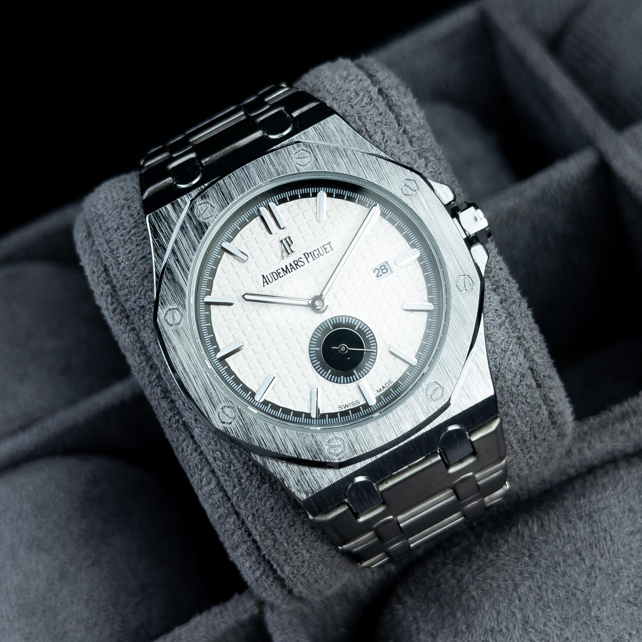 AUDEMARS PIGUET APG12