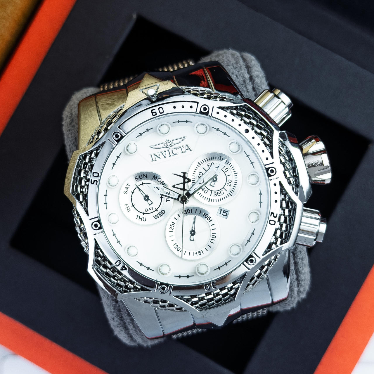 Invicta MALLA  INM04