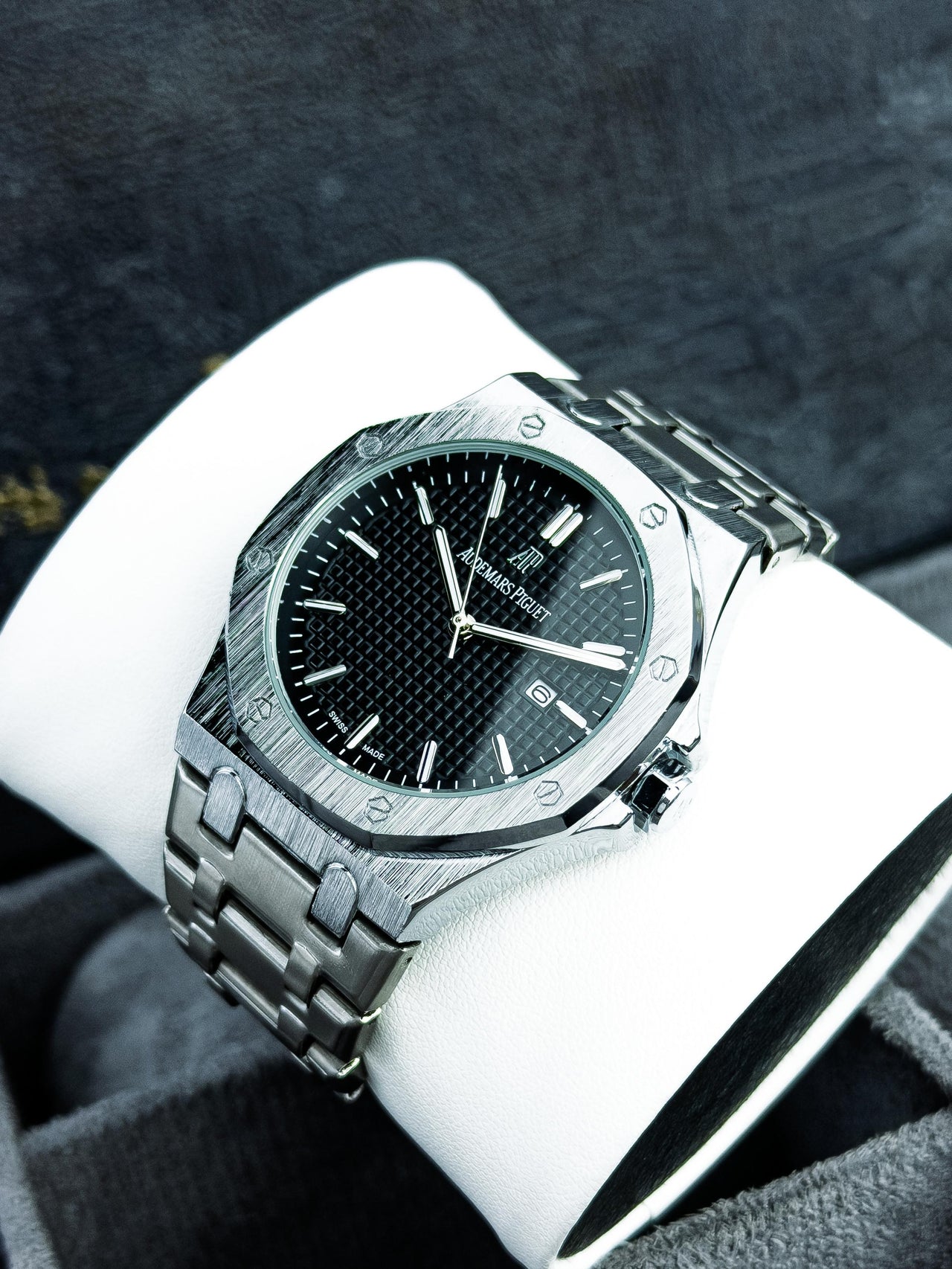 AUDEMARS PIGUET APA01