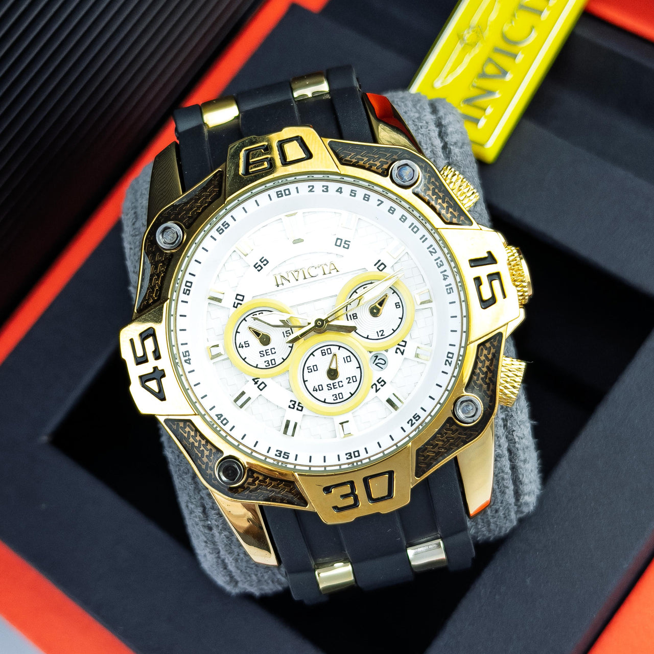 Invicta NAW02
