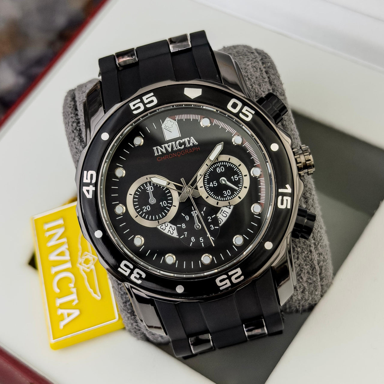 Invicta IT23