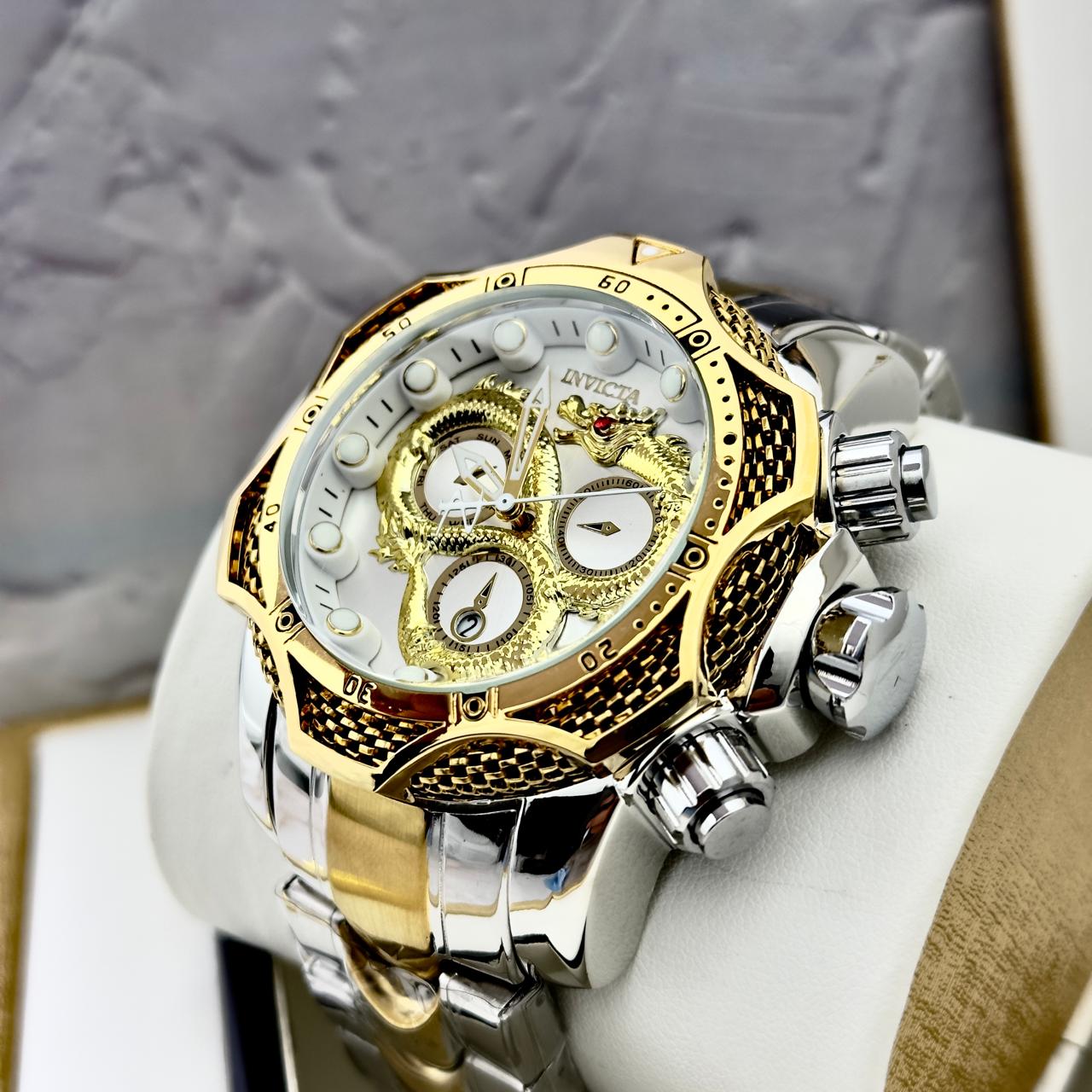 Invicta IS44