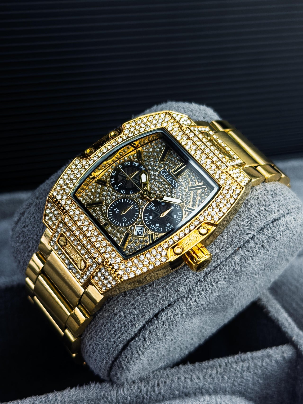 Guess  PIEDRAS GMP105