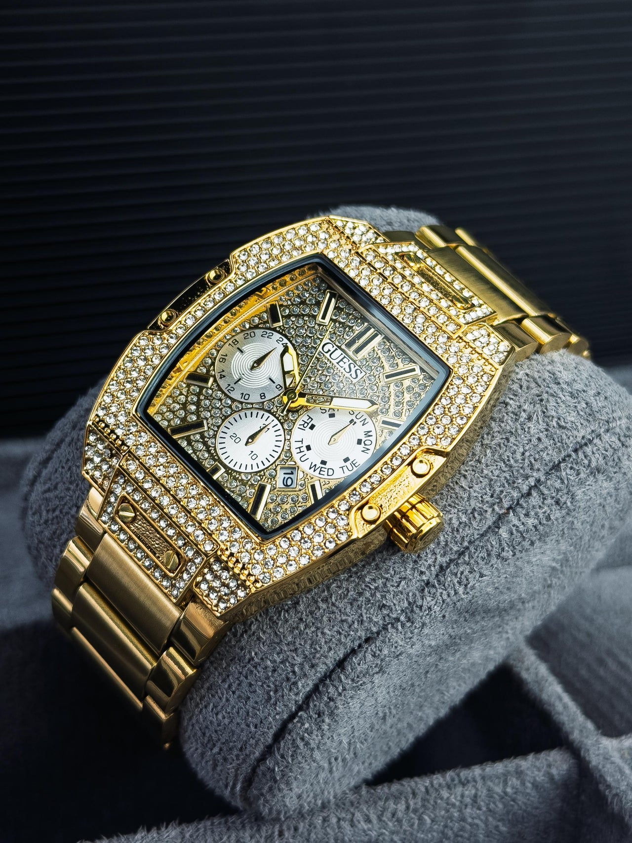 Guess  PIEDRAS GMP103