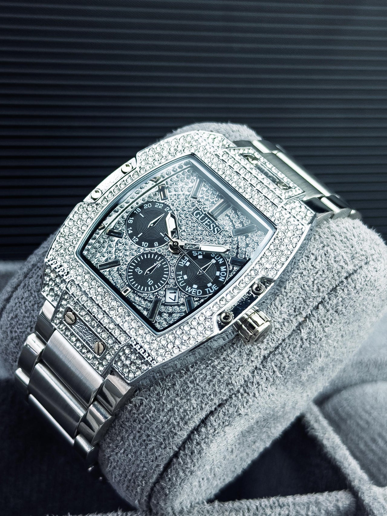 Guess  PIEDRAS GMP100