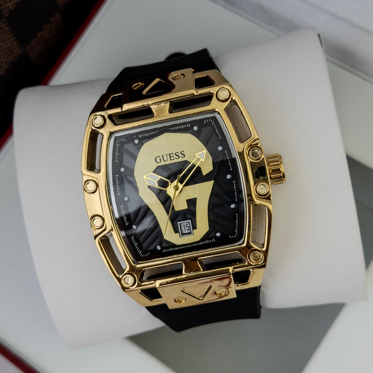 Guess HOMBRE GHC2