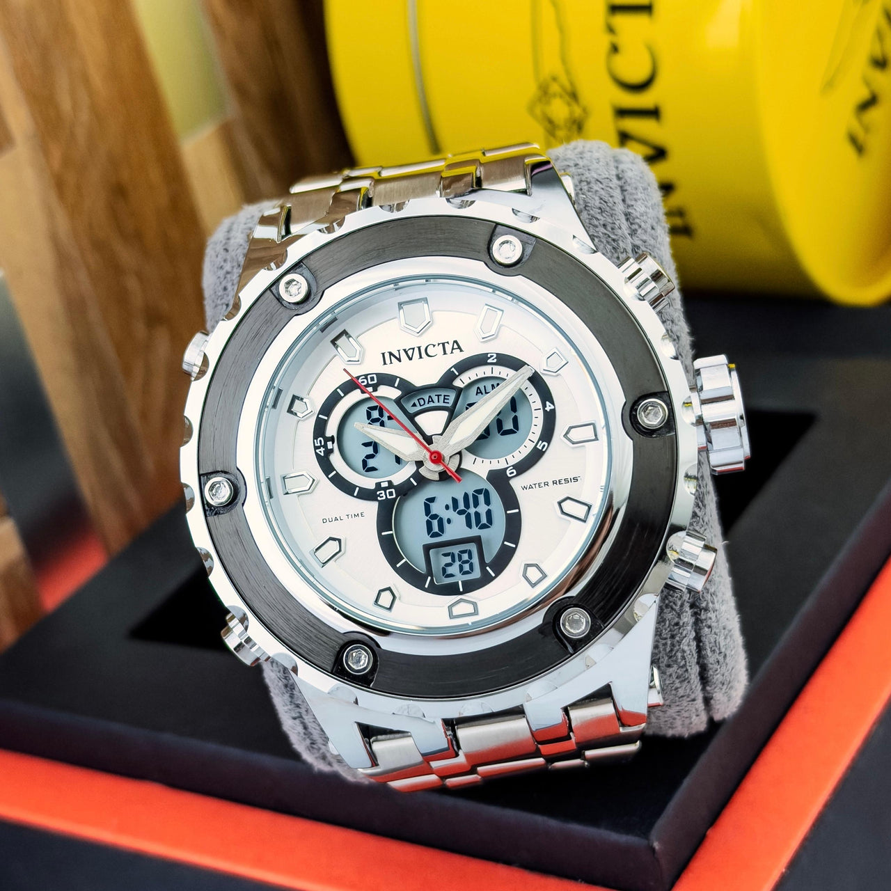 Invicta IV13