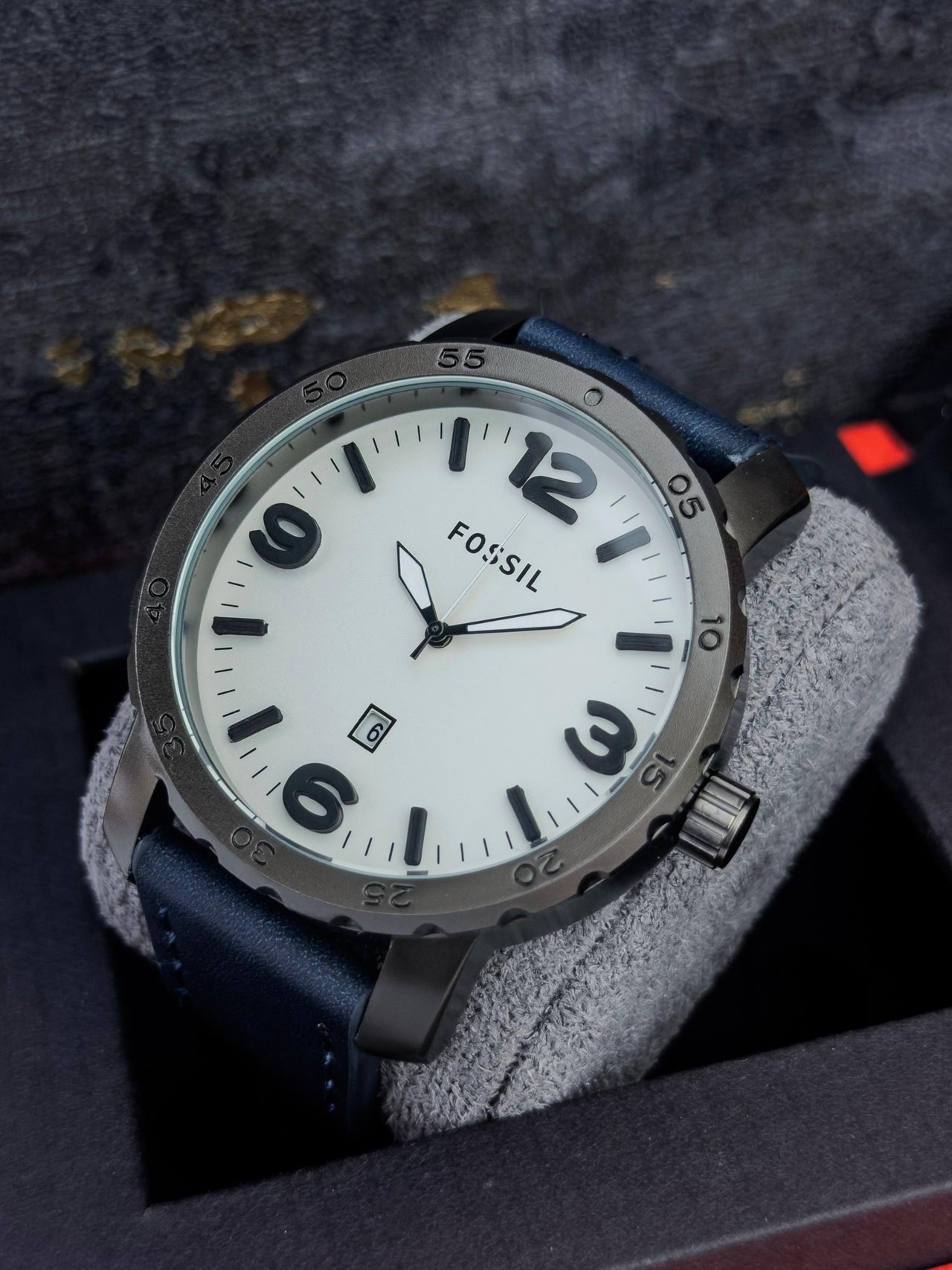 Fossil RV68