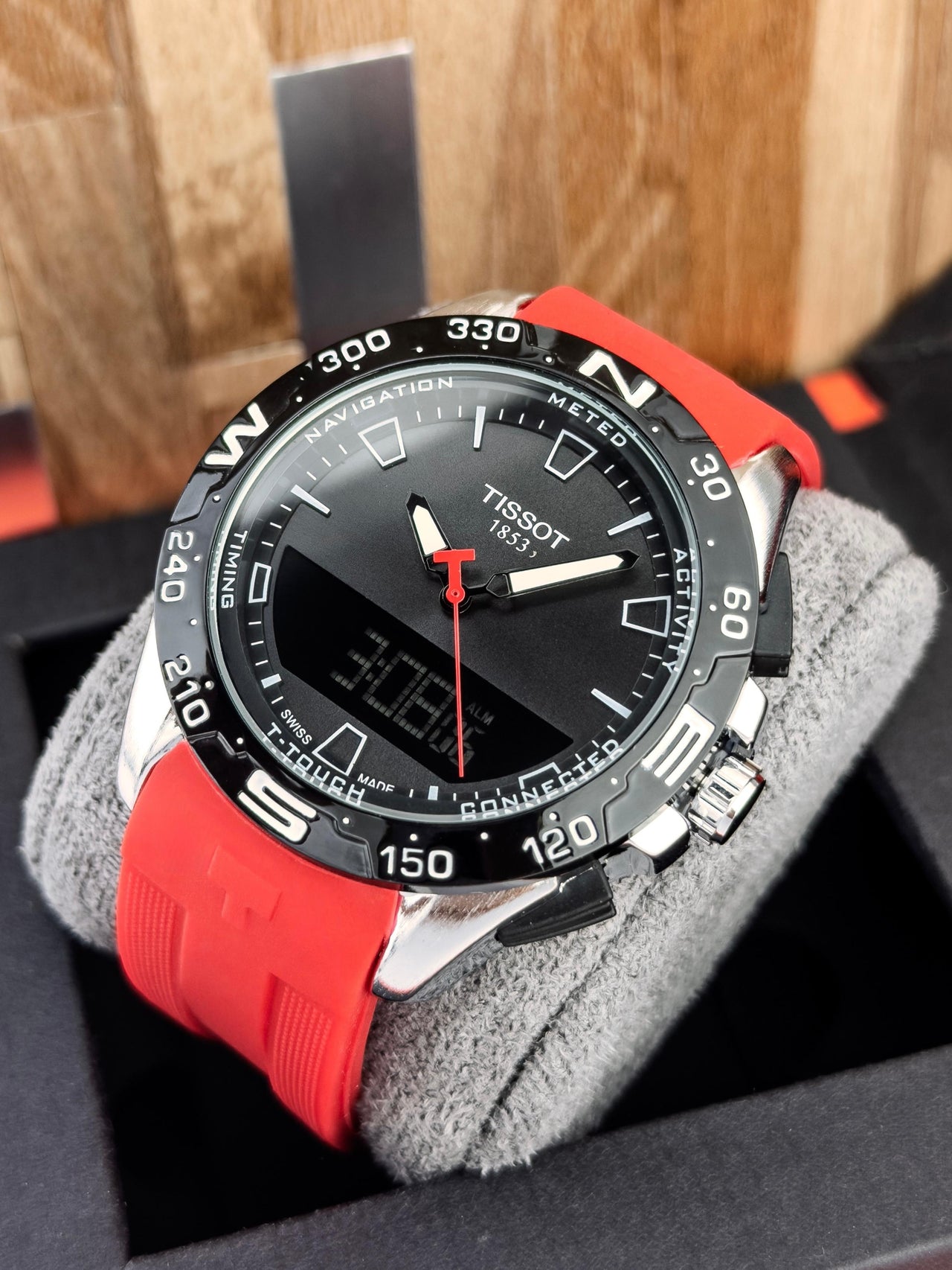 Tissot TOUCH OUT01
