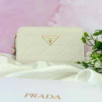 Thumbnail for Billetera Prada MUJER 02
