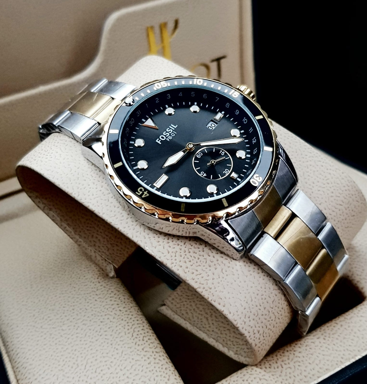 Fossil F30
